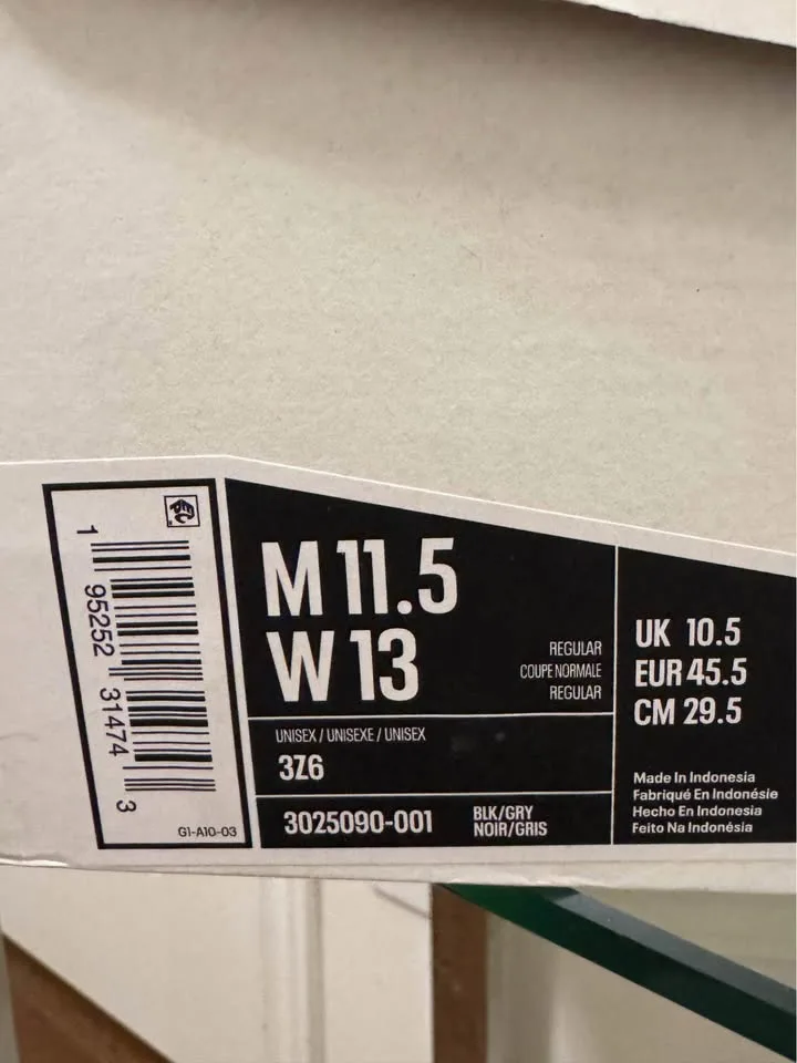 Curry 3Z6 basketball shoes size 11.5 image indicator(4)