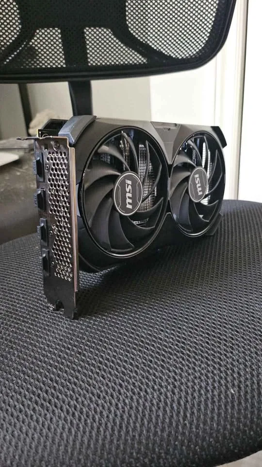 POSSIBLY DEFECTIVE | MSI RTX 4060 8GB image indicator(6)