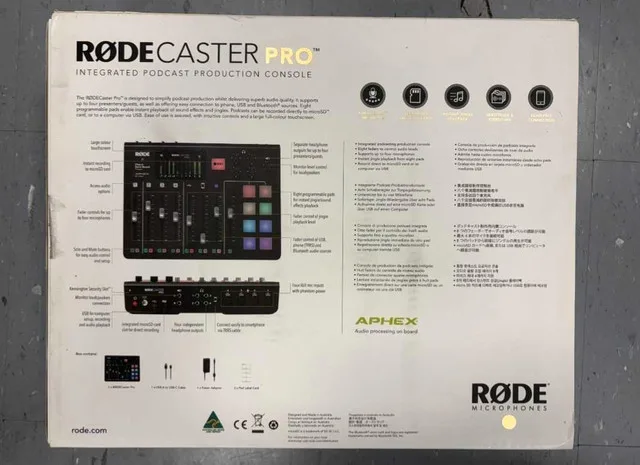 RODECaster Pro Integrated Podcast Production Studio image indicator(3)
