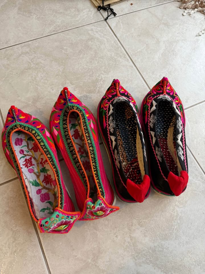 Handmade shoes by 90years old lady - photo 2