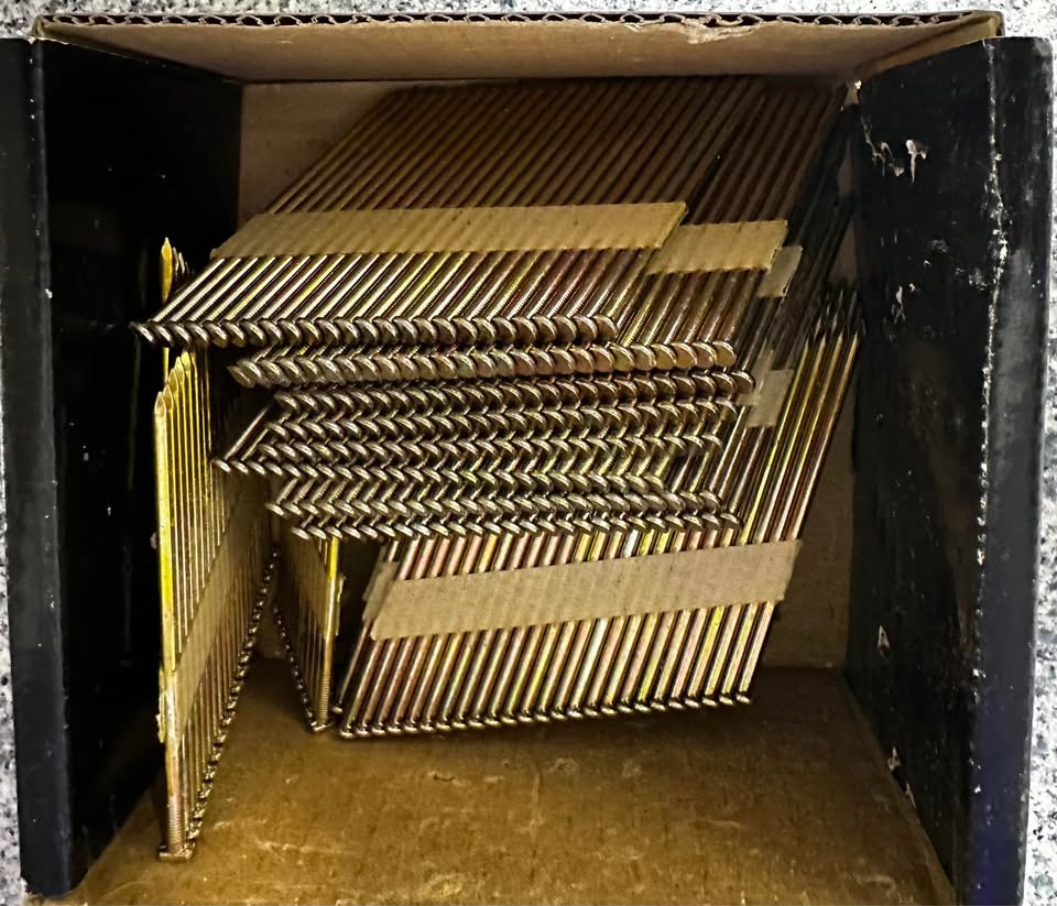 Craftsmen Galvanized Framing Nails - photo 2
