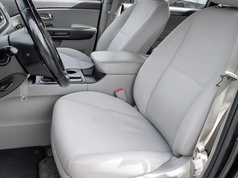 2020 Kia Sedona LX image indicator(5)