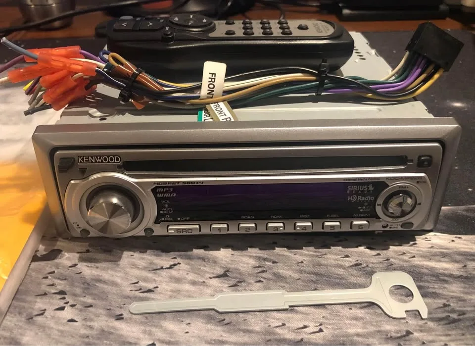 Kenwood KDC-MP228 CD player MP3 Sirius radio WMA 50WX4 image indicator(4)