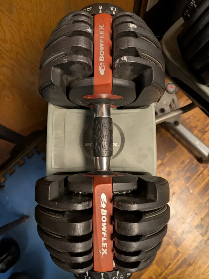 1 Bowflex Dumbbell: For Parts or Cheap Spring replacement. image indicator(2)