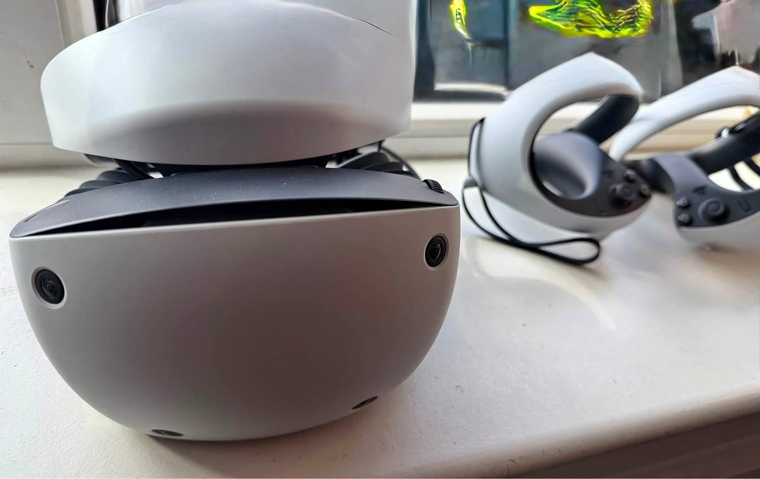 PSVR 2 COMPLETE SET W/ PC ADAPTER