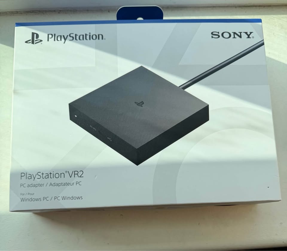 PSVR 2 COMPLETE SET W/ PC ADAPTER - photo 4