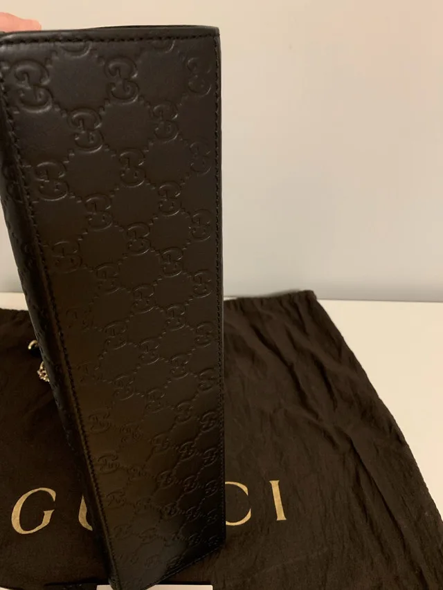 Authentic medium Gucci purse image indicator(3)