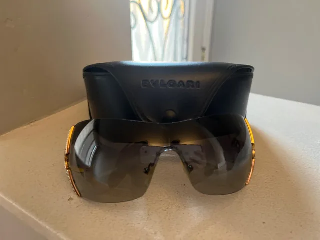 white bvlgari sunglasses image indicator(3)