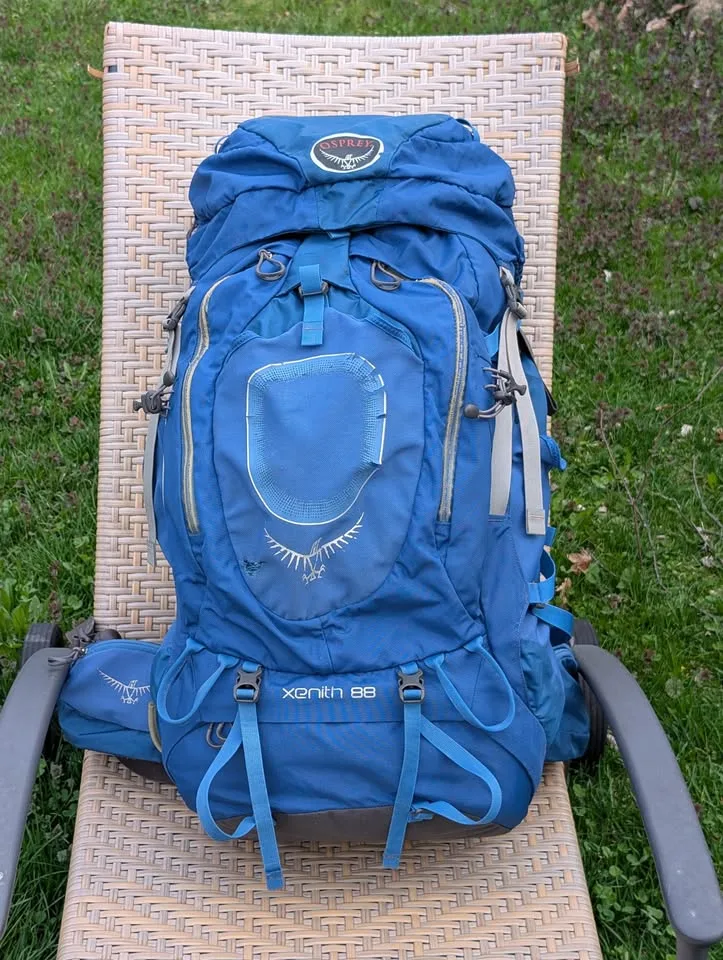 Osprey 88L Backpack – with Rain Cover image indicator(6)