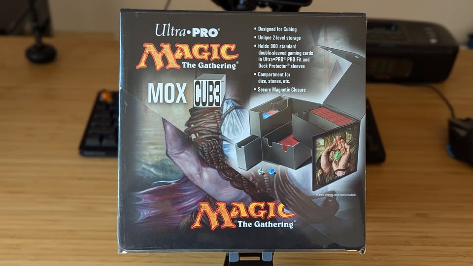 (ULTRA Pro) Magic: The Gathering - Mox Cub3