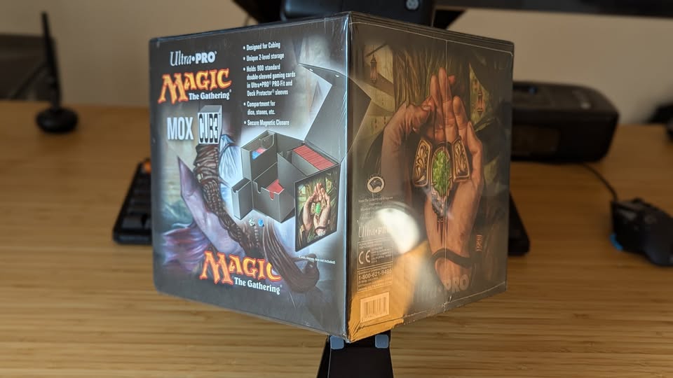 (ULTRA Pro) Magic: The Gathering - Mox Cub3 - photo 2