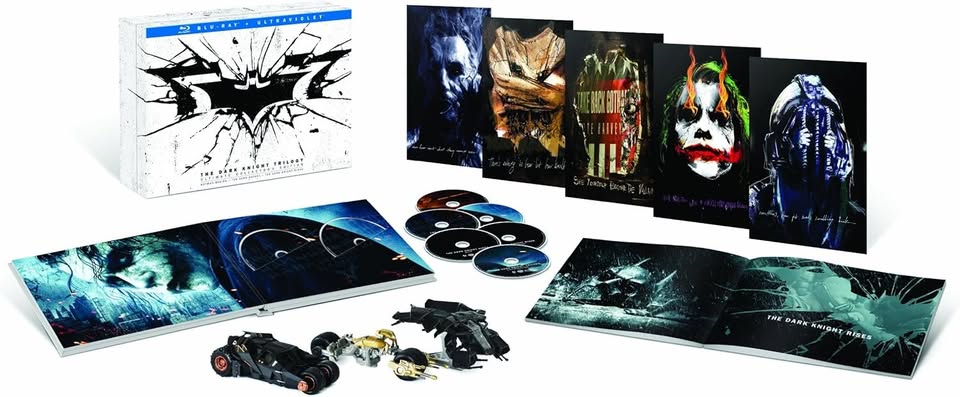 The Dark Knight Trilogy: Ultimate Collector's Edition *sealed* - photo 2