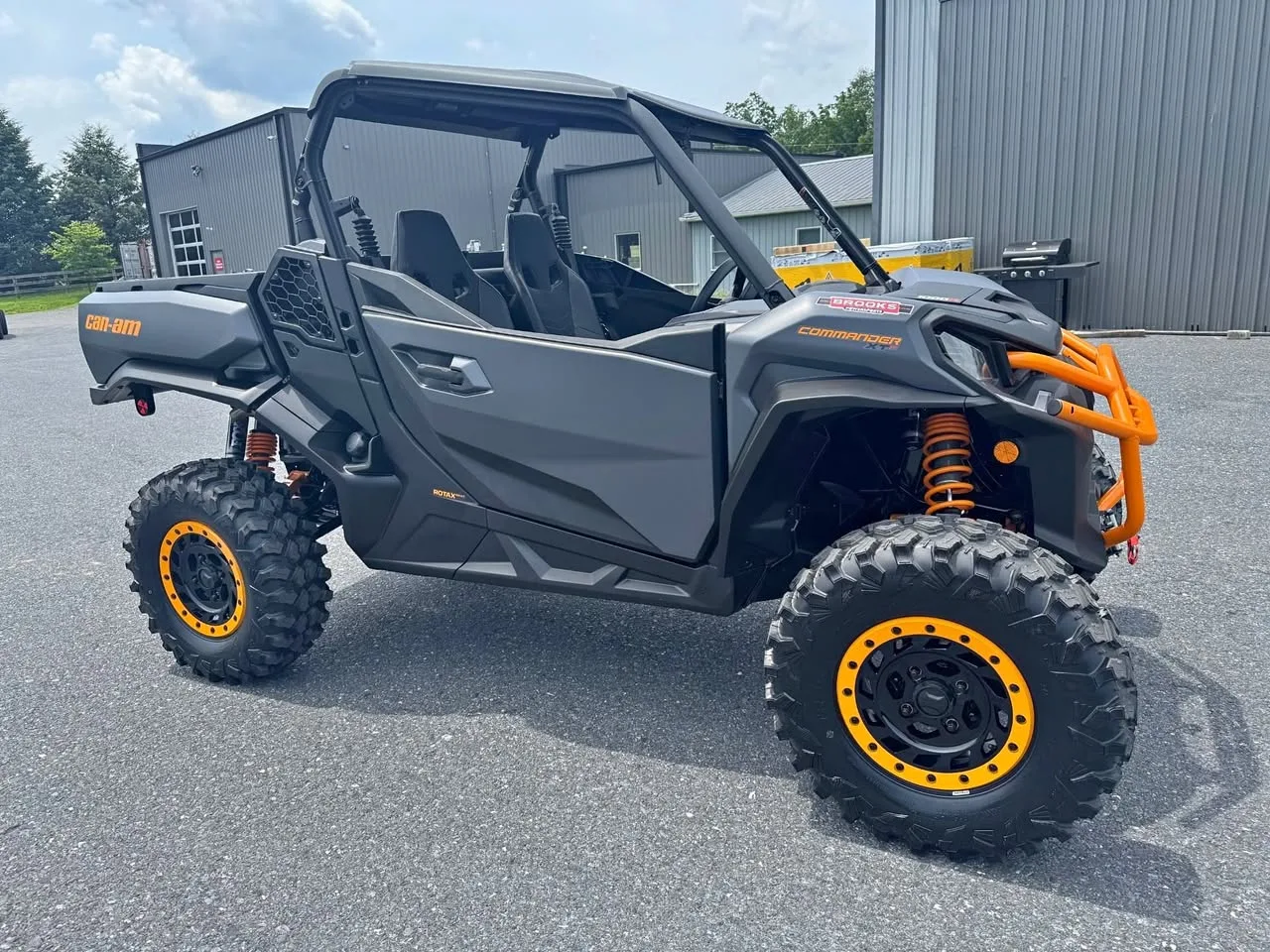 2025 CanAm Commander XT-P