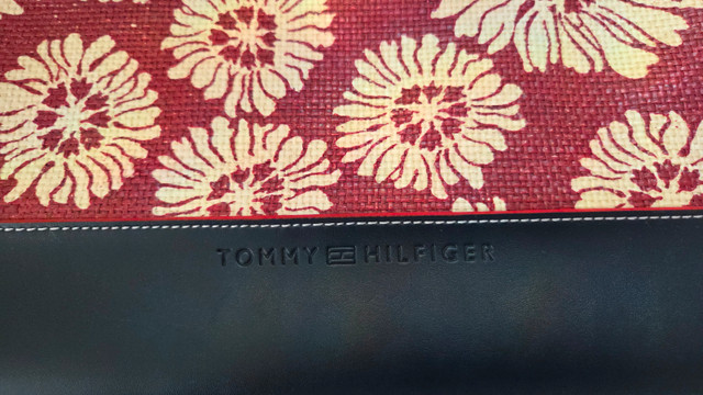 Authentic Tom Hilfiger Women Handbag - photo 4