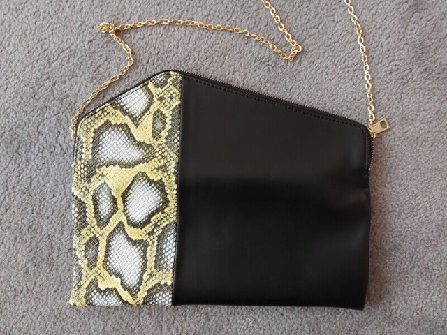 Urban Expressions Womens Clutch Purse SNAKE SKIN IMITATION. - photo 4