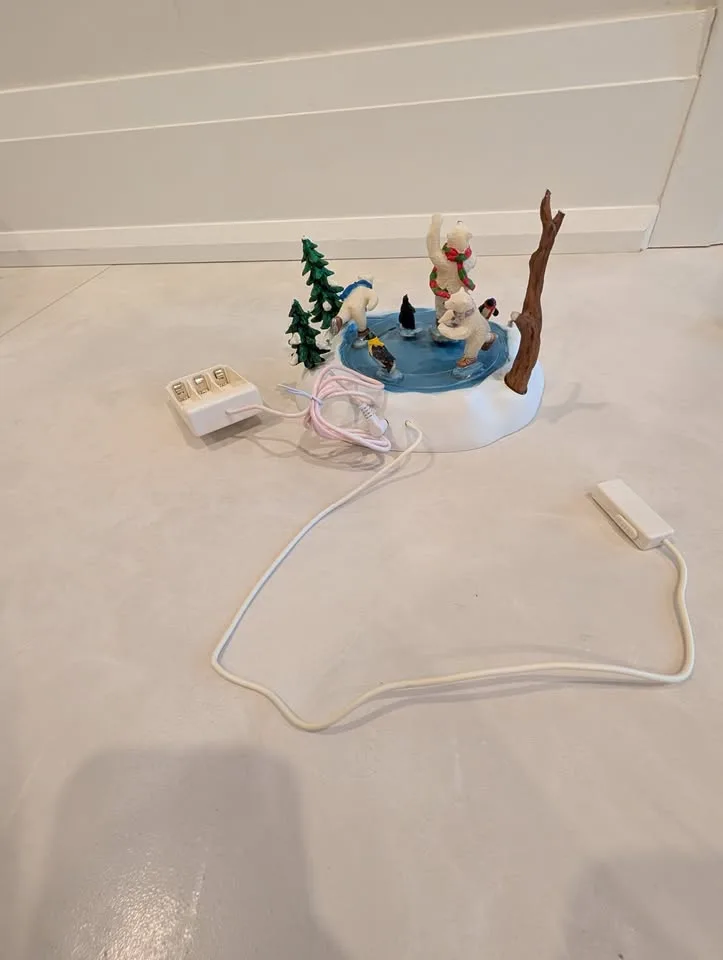 Lemax North Pole Skaters Table Accent image indicator(7)