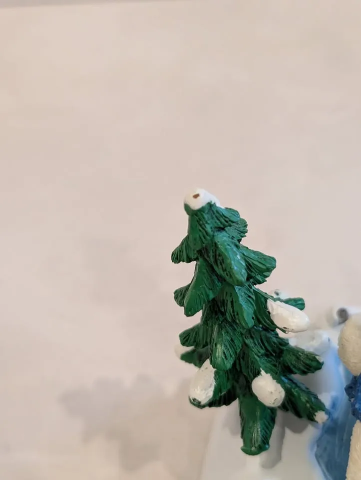 Lemax North Pole Skaters Table Accent image indicator(9)