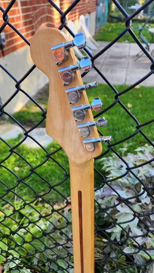 $100 Project Flying V guitar image indicator(7)