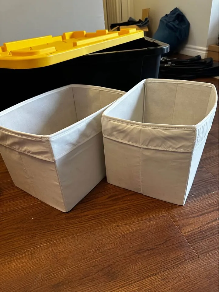 Storage containers / boxes image indicator(8)