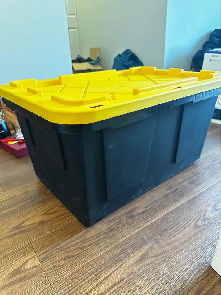 Storage containers / boxes image indicator(9)