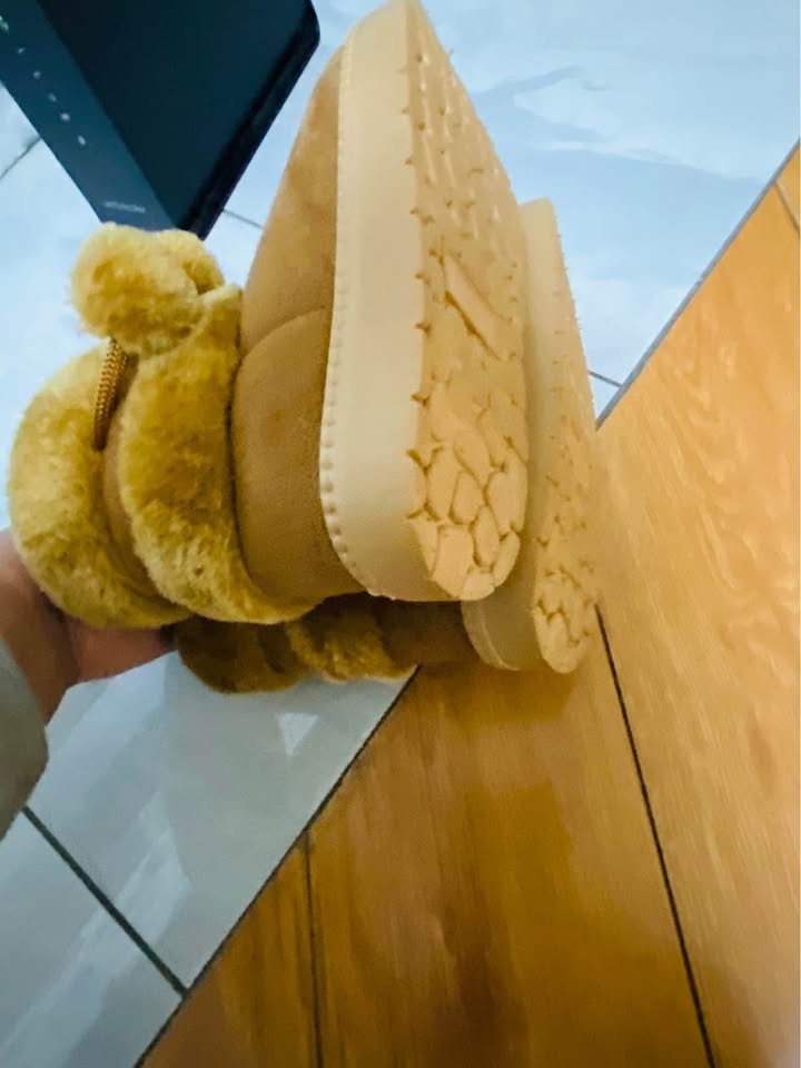 Cozy Kids' Snow Boots - Fluffy Pom-Pom, Fleece, Rubber Sole - photo 4