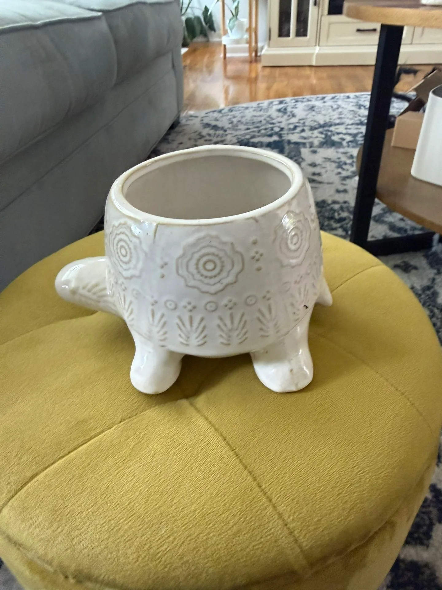 Porcelain Turtle Planter image indicator(2)