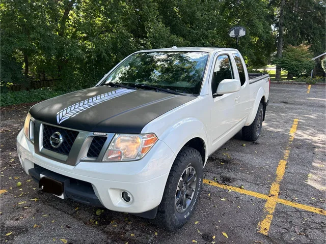 2016 Nissan Frontier 4WD King Cab Auto PRO-4X image indicator(3)