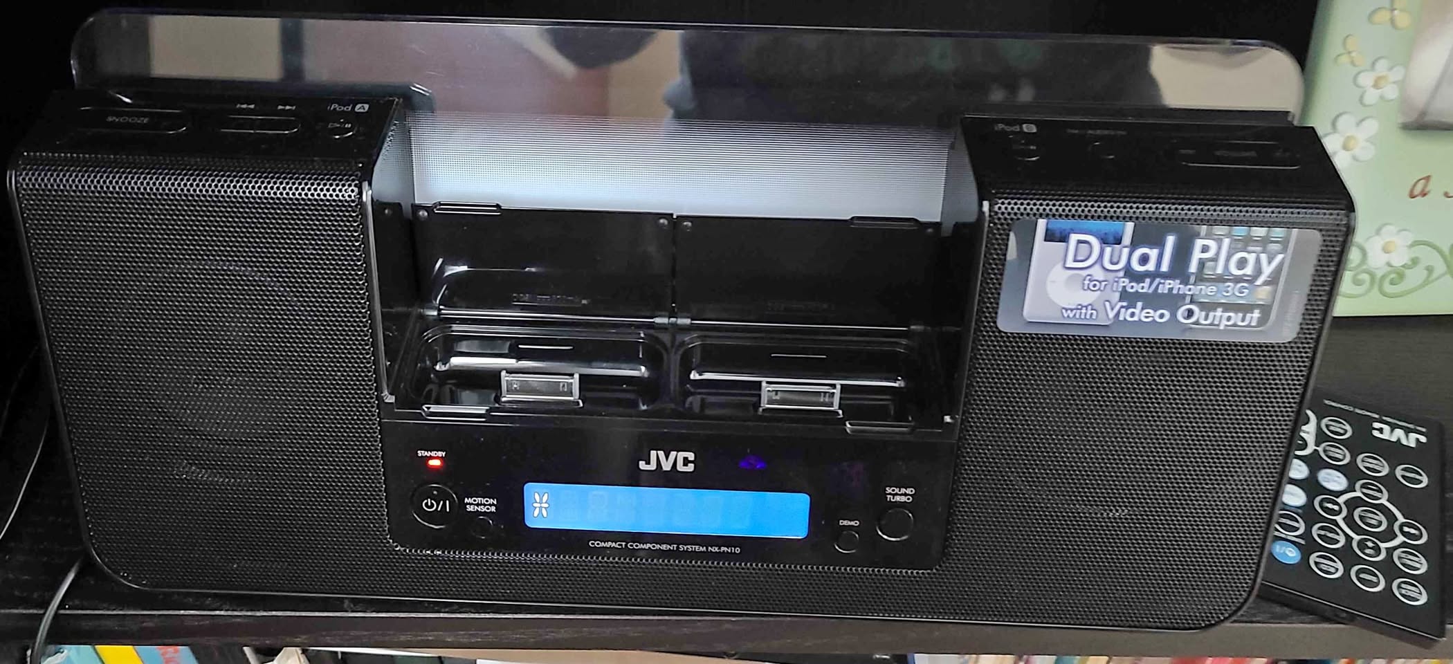 Jvc speakers Iphone + Audio jack