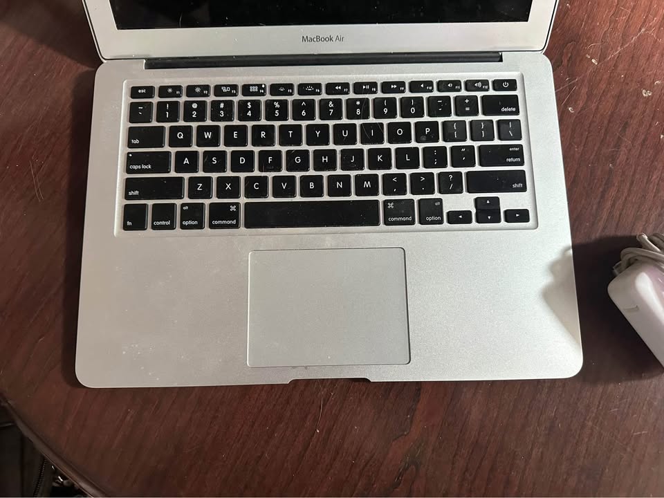 Used 120G MacBook Air - photo 4