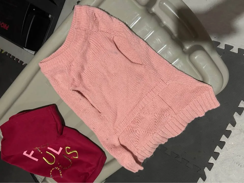 Dog Sweater, Top Paw Size: Large image indicator(2)