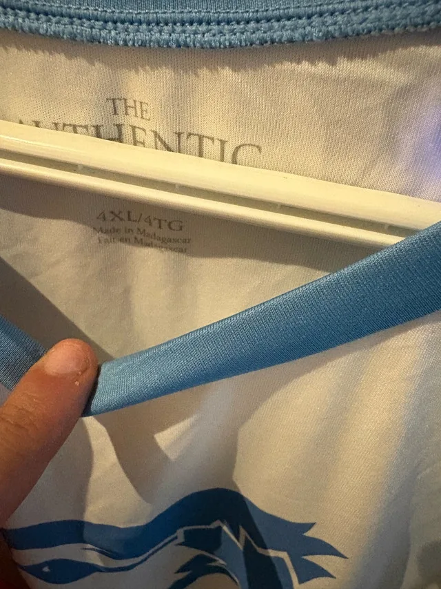 Toronto Blue Jays Long Sleeve Shirts - New, No Tags image indicator(4)