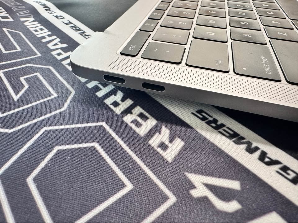 Headless Macbook Pro 2016 with Type-c to HDMI dongle! - photo 3
