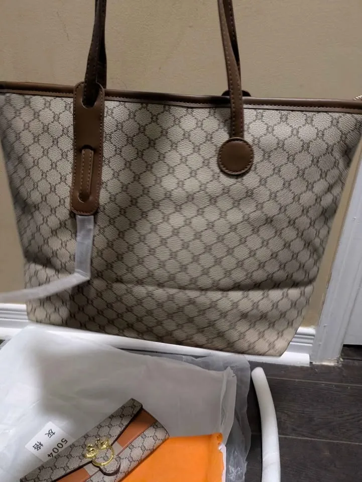 Brand new 2pc  large capacity women tote bag image indicator(9)