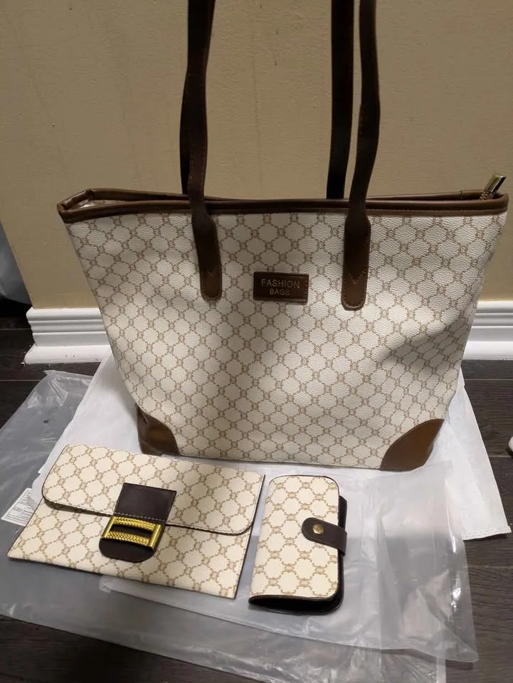 Brand new 3pc Large capacity women tote bag set for travel image indicator(2)