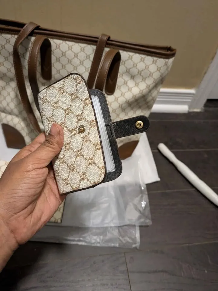 Brand new 3pc Large capacity women tote bag set for travel image indicator(7)