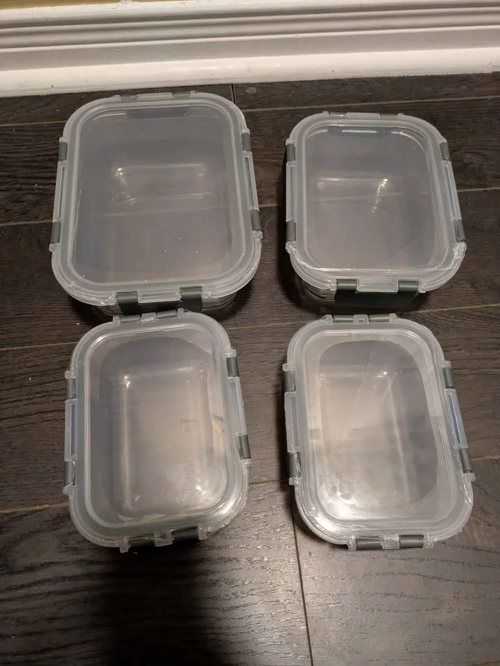 Brand new 4 PC airtight glass food storage containers image indicator(4)