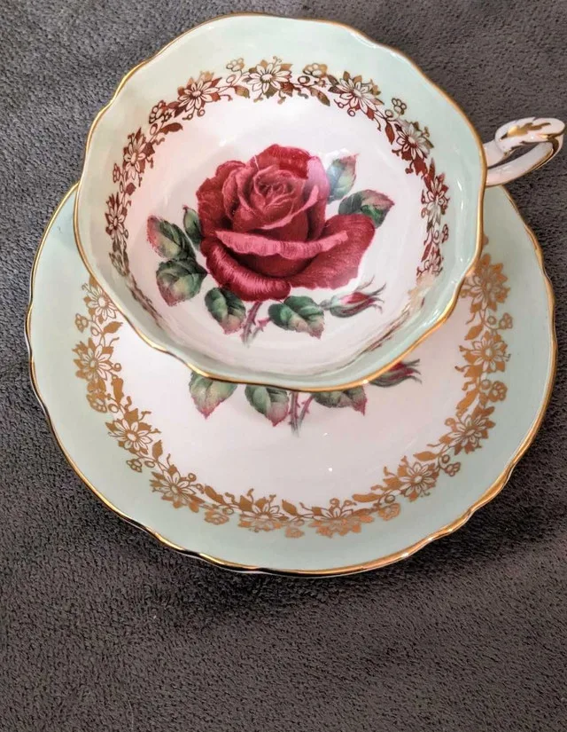Vintage Paragon Teacup Saucer Rare Floating Cabbage Rose 1960s image indicator(4)