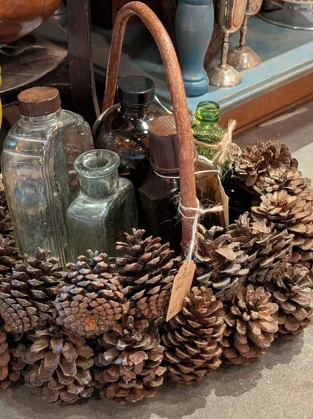 The Cottage Gallery Vintage and Antique Decor Items image indicator(4)