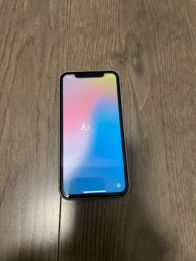 iPhone XR – 256 GB – White – Excellent Condition image indicator(3)