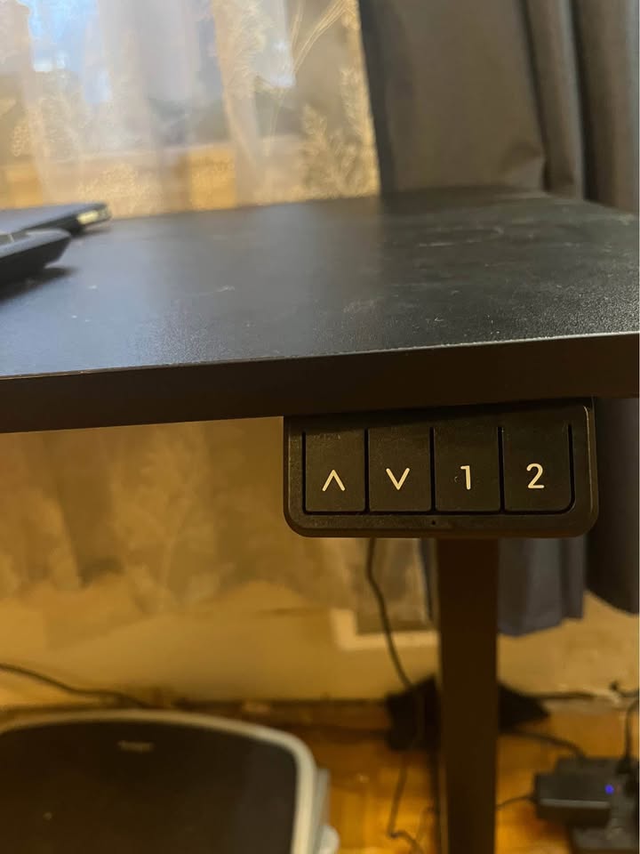Standing Desk (Automatic, height adjustable) - photo 3