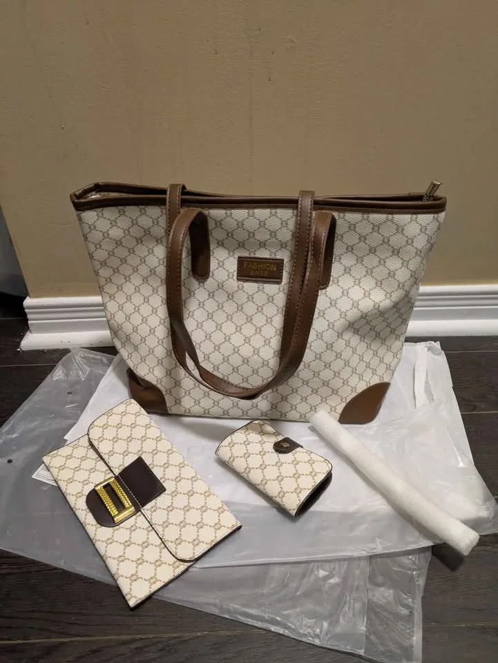 Brand new 3pc Large capacity women tote bag set for travel image indicator(8)