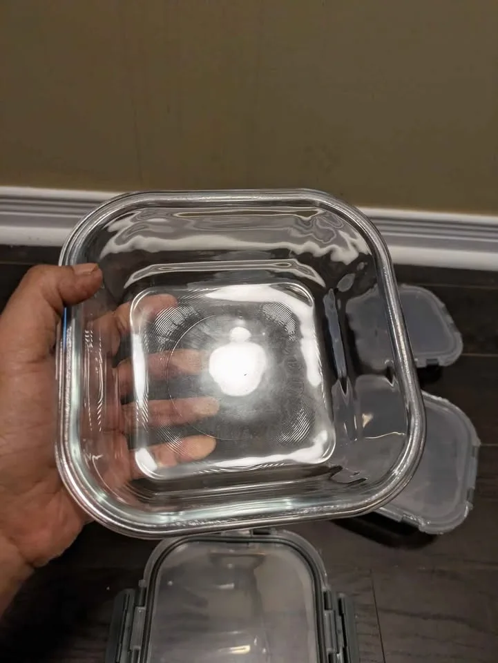 Brand new 4pc airtight glass food storage containers image indicator(5)