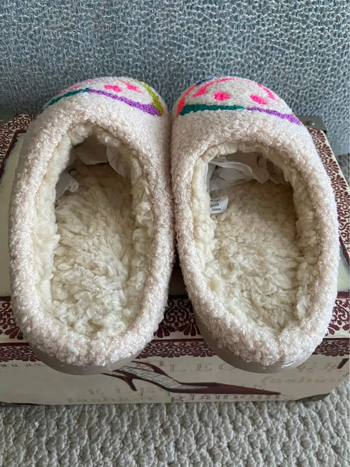 Natural Life Sherpa Slippers, Neon Smiley, size 5-6, New! image indicator(3)