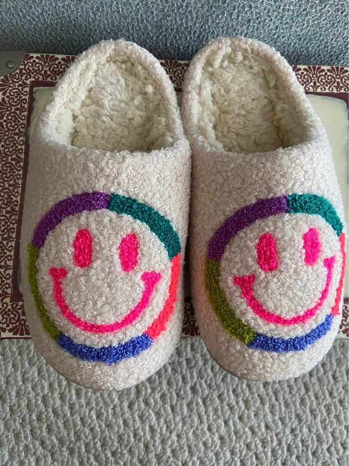Natural Life Sherpa Slippers, Neon Smiley, size 5-6, New! image indicator(5)