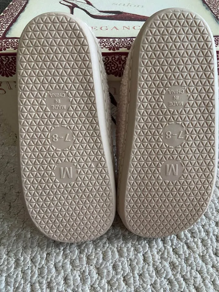 Natural Life Sherpa Slippers, Neon Smiley, size 5-6, New! image indicator(9)