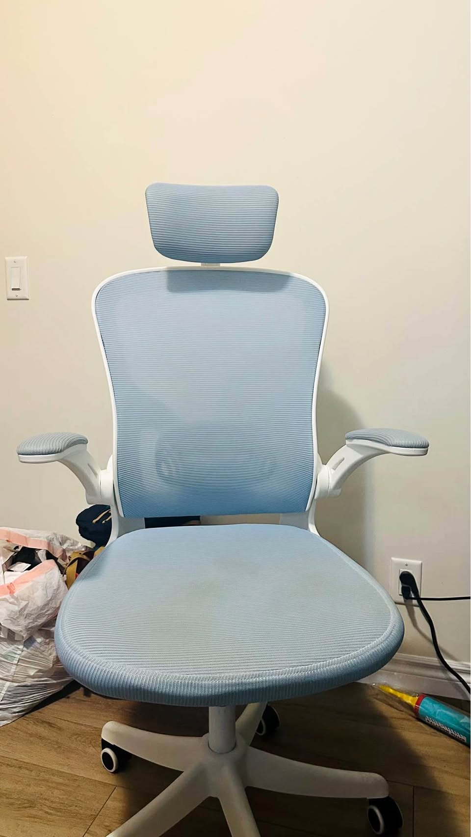 MOVING SALE:- OFFICE CHAIR