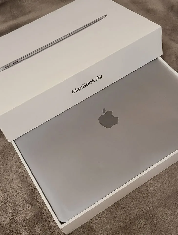 MacBook Air 13" M1-Chip image indicator(9)