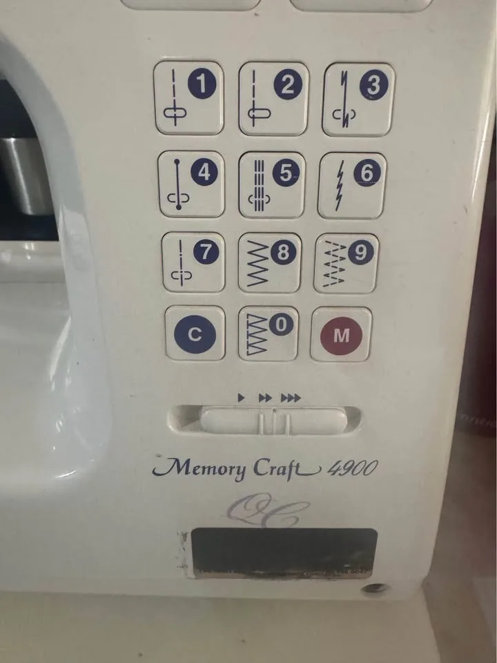 Janome Memory Craft 4900 Sewing Machine image indicator(4)