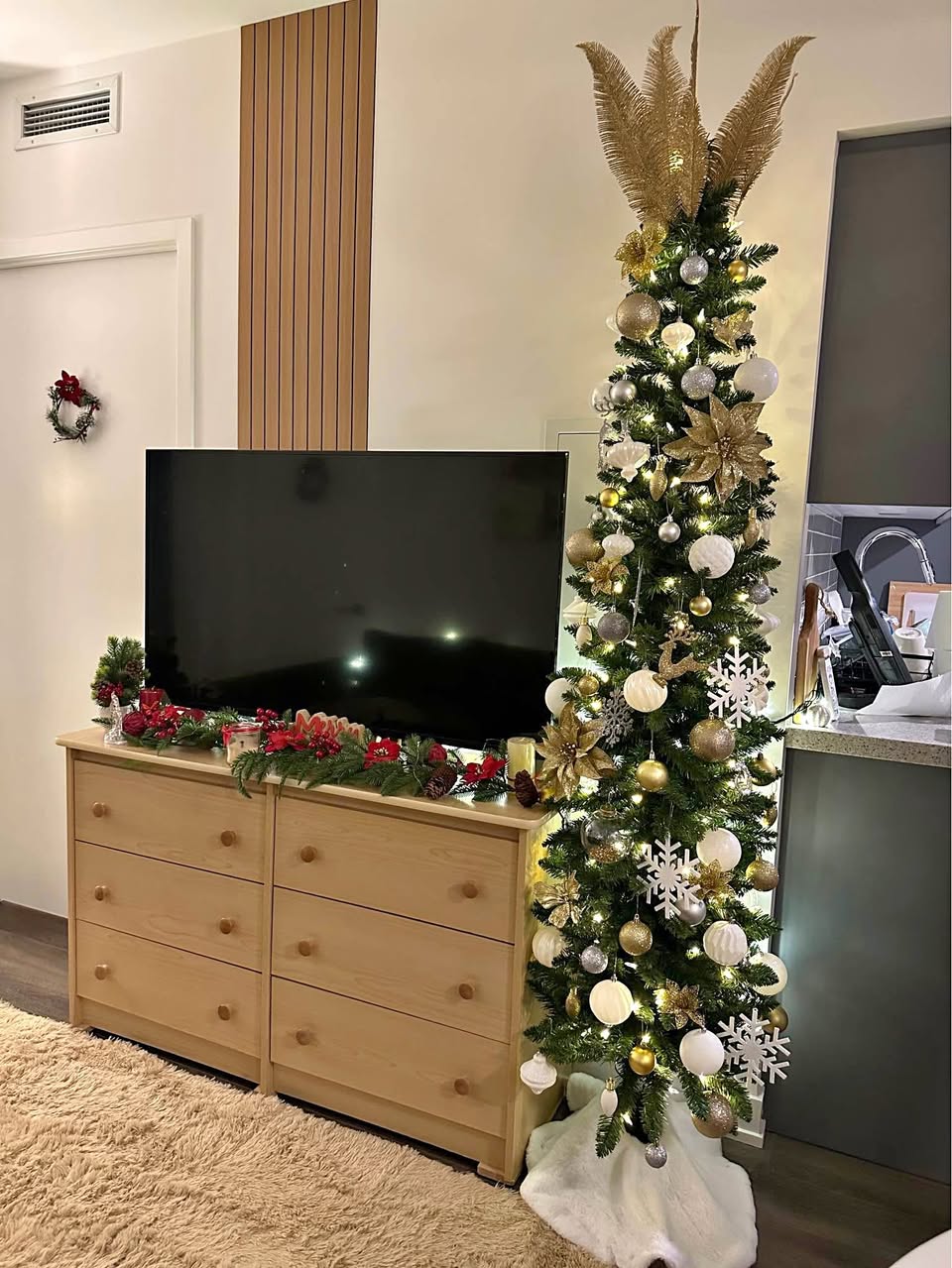 TV - fireTV 50 inches moving out sale