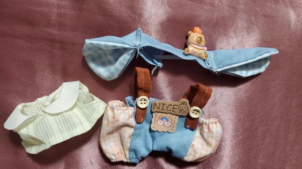 3 Pieces Labubu Autumn Outfit image indicator(2)